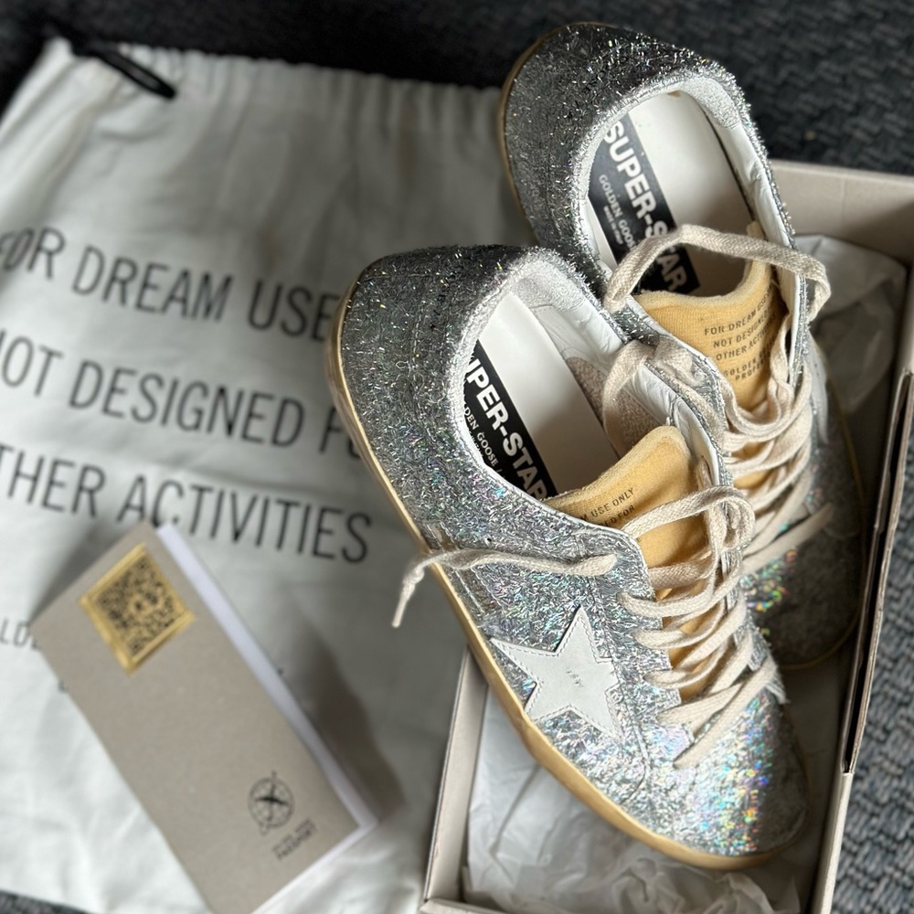 GOLDEN GOOSE WOMEN'S SUPER STAR LUREX PAGLIUZZA SNEAKERS IRIDESCENT SILVERYELLOW